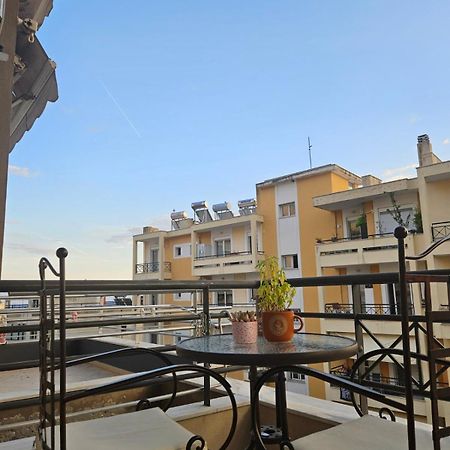 La Vie Est Belle Apartment Kavala Exterior foto